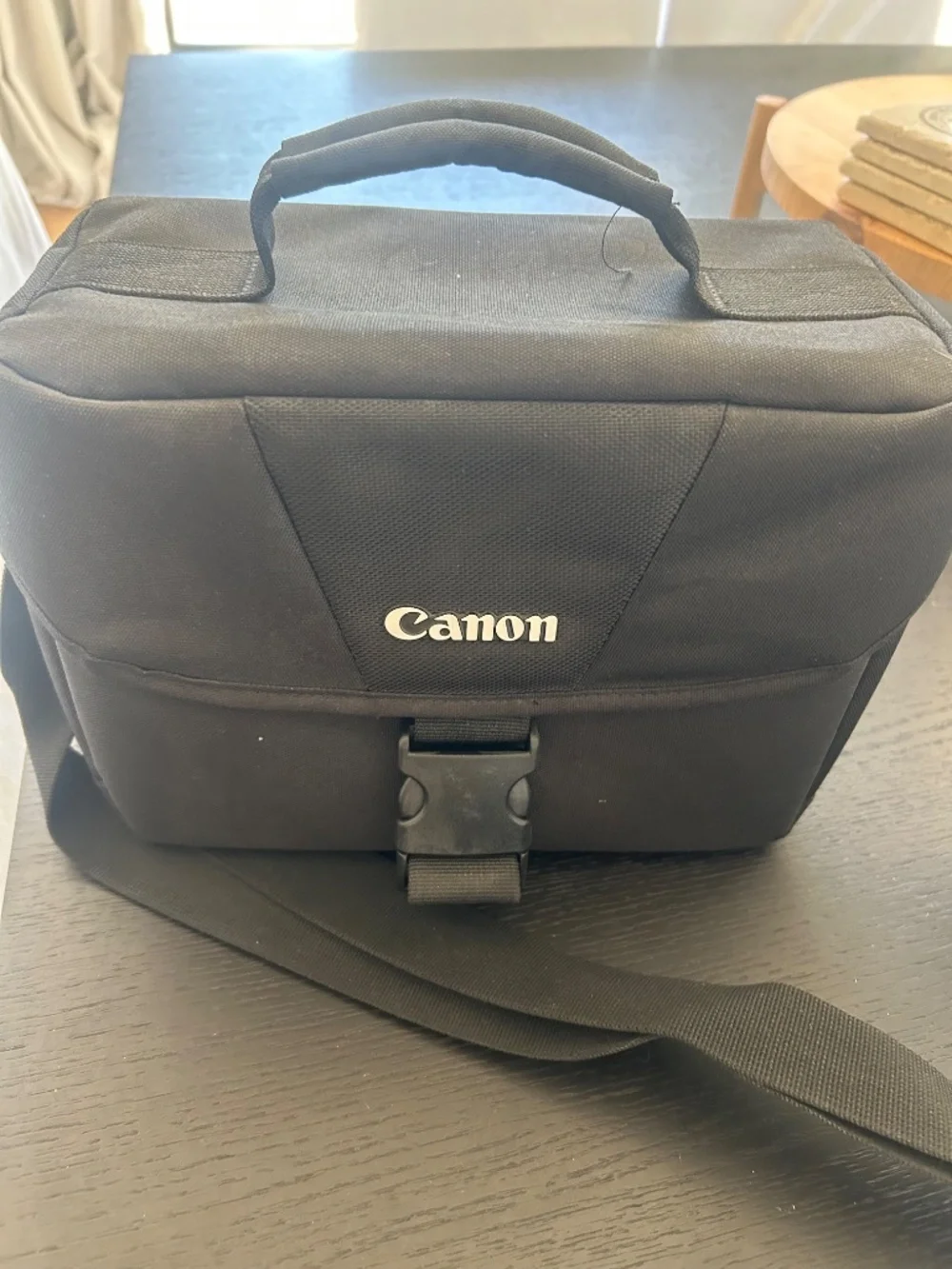 Canon EOS Rebel T7